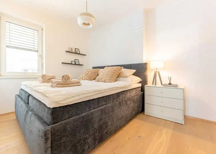 Revliving Garden Am Steinertor Kremže